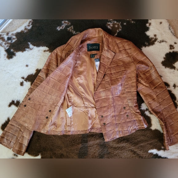 Danier Leather Jacket- Crocodile Skin Print - Picture 7 of 11